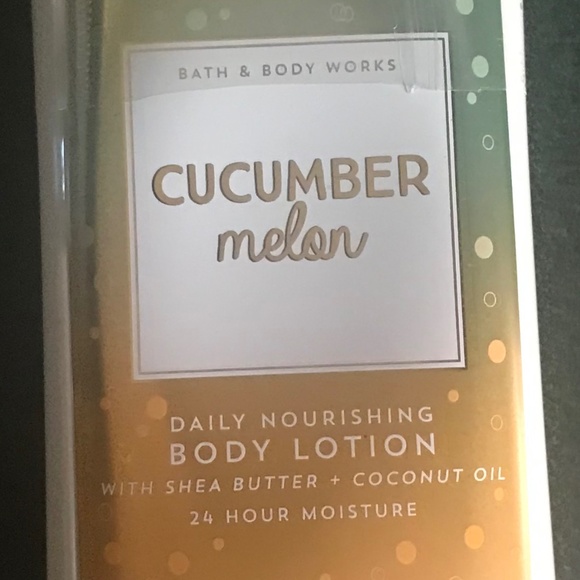 Bath & Body Works Pink Cucumber Melon 24 hr Moisture Body Lotion 8 fl oz/236 ml - Picture 4 of 15